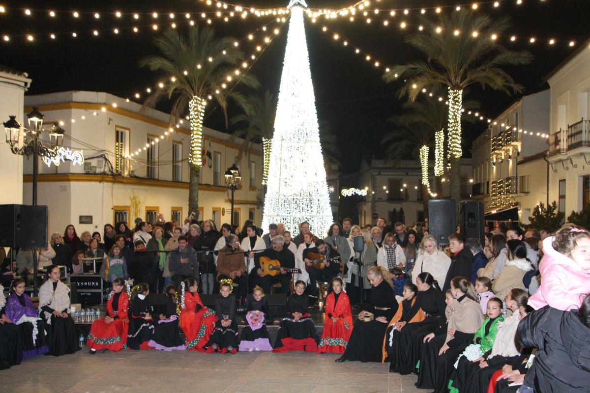 Zambomba Flamenca en la Plaza del Pueblo