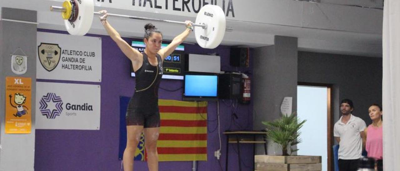 Eva Alfaro, durante la competición disputada en Gandia. | TONI GORDÓ