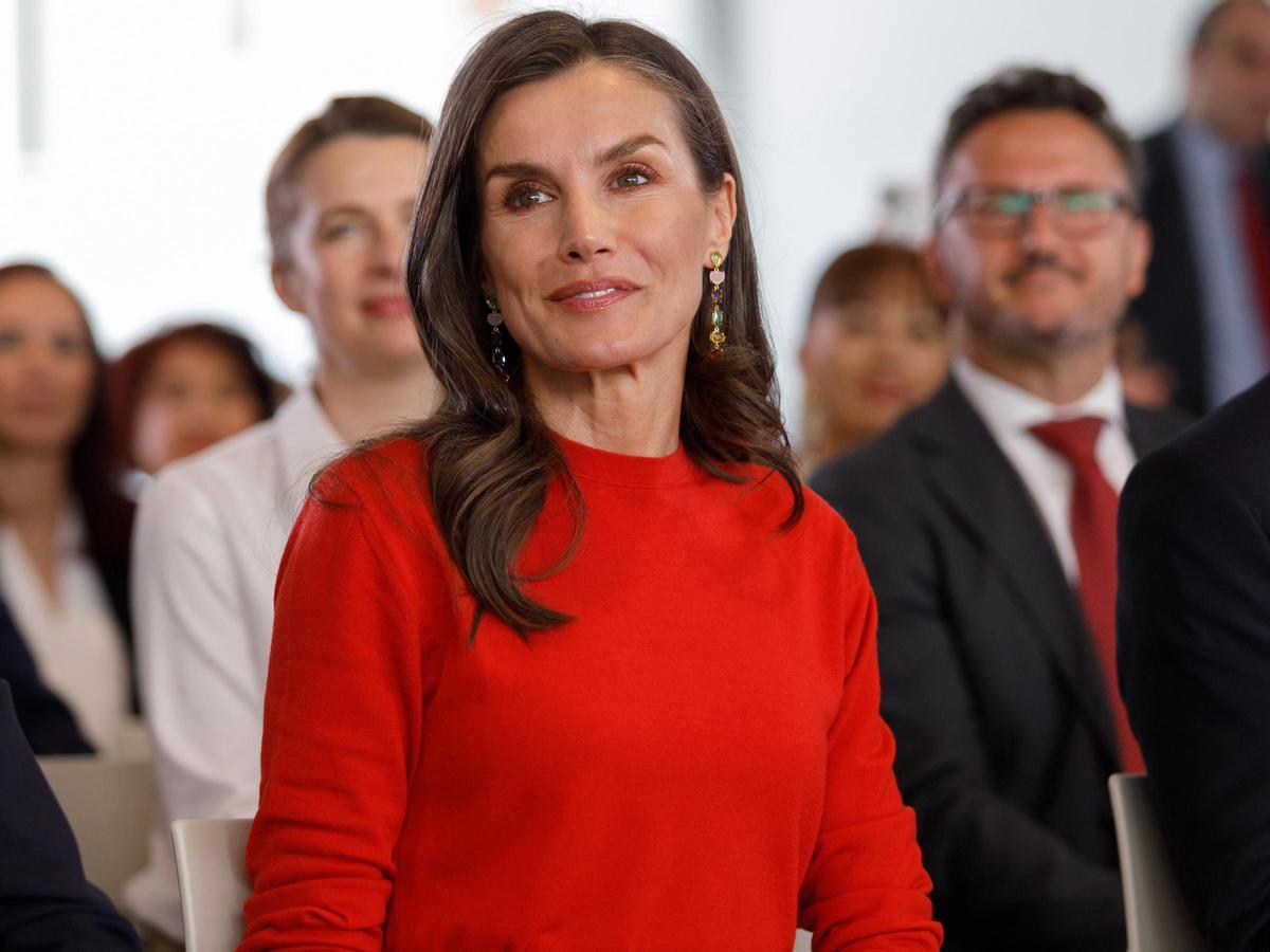 La Reina Letizia visita el Centro de Investigación Mente, Cerebro y Comportamiento (CIMCYC) de la Universidad de Granada
