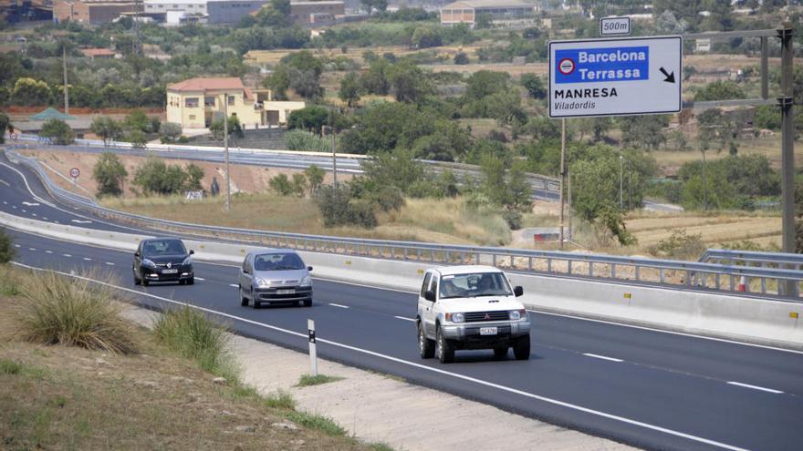 El cotxe infractor va circular en sentit contrari per aquest tram de la variant, per la calçada en sentit Barcelona