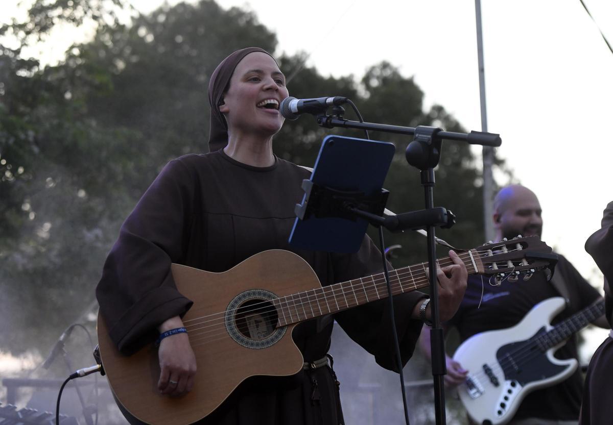 Las mejores imágenes del concierto de las hermanas pobres