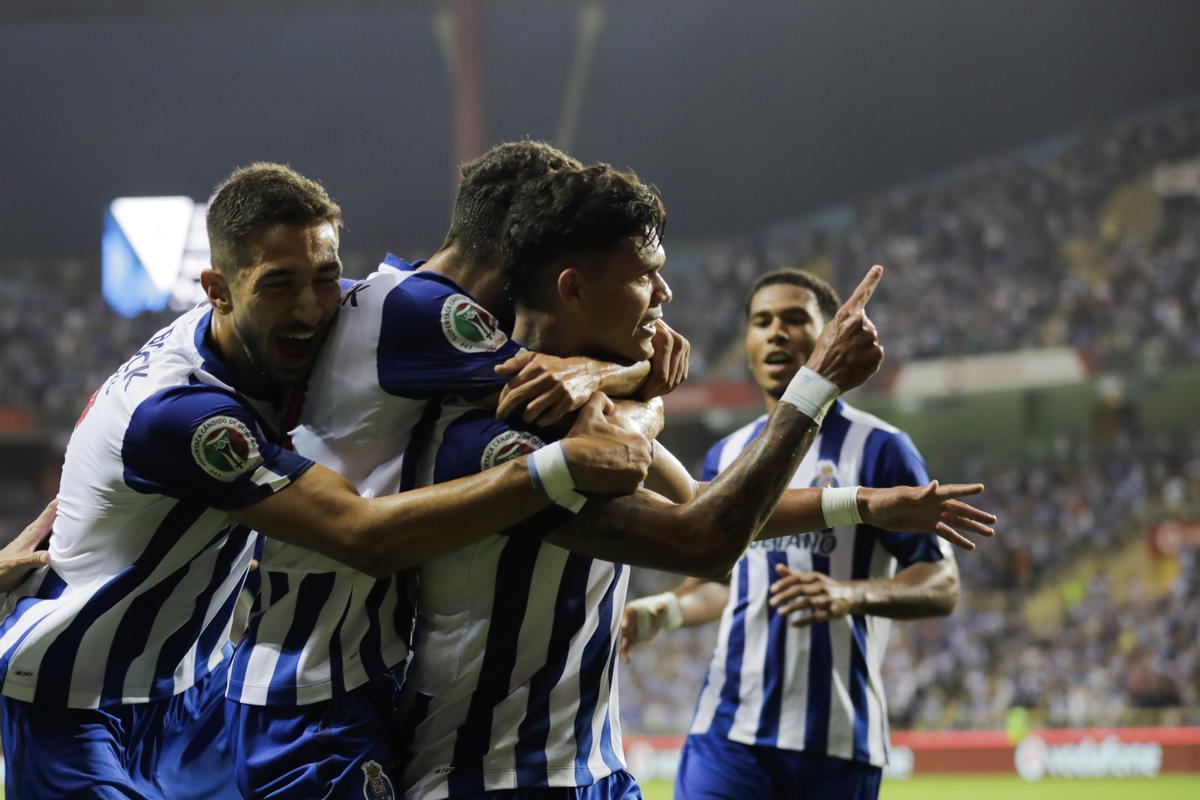 16. Oporto: 80,000 puntos