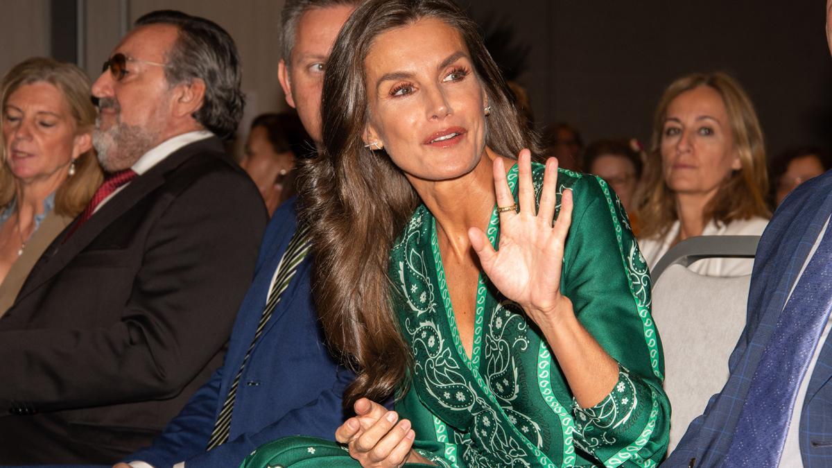 Letizia preside un acto por la salud mental