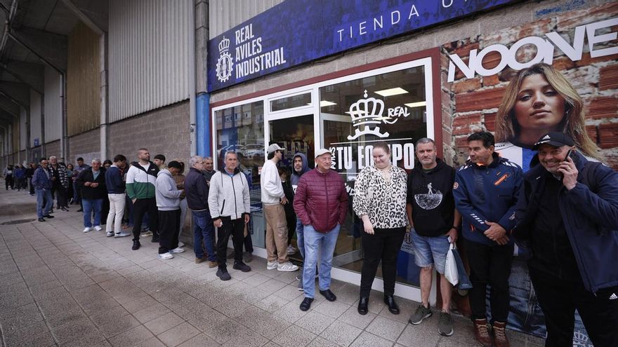 Avilés se vuelca para llenar el Suárez Puerta: el club vende cerca de la mitad de las entradas en 24 horas