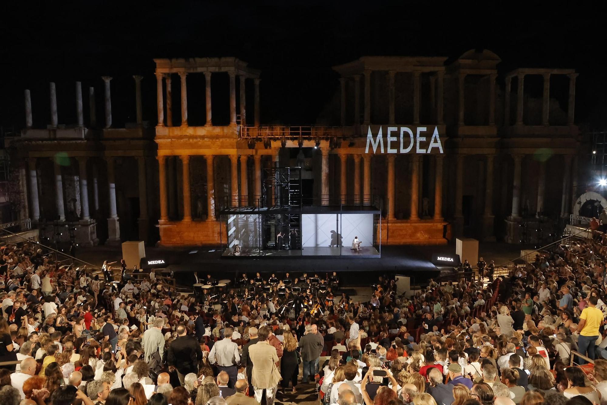 Una gran Medea operística levanta el telón imaginario del festival de teatro de Mérida