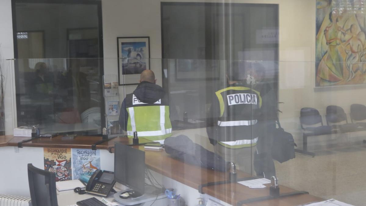 Un momento del registro, realizado ayer en la sede del Colegio