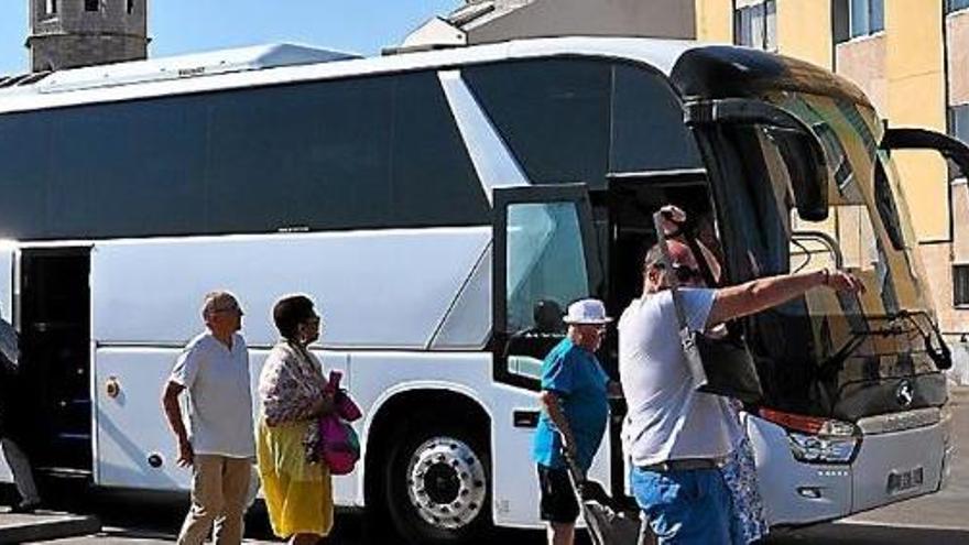 L&#039;èxit del bus turístic gratuït  des de Perpinyà a Figueres inquieta la Catalunya Nord