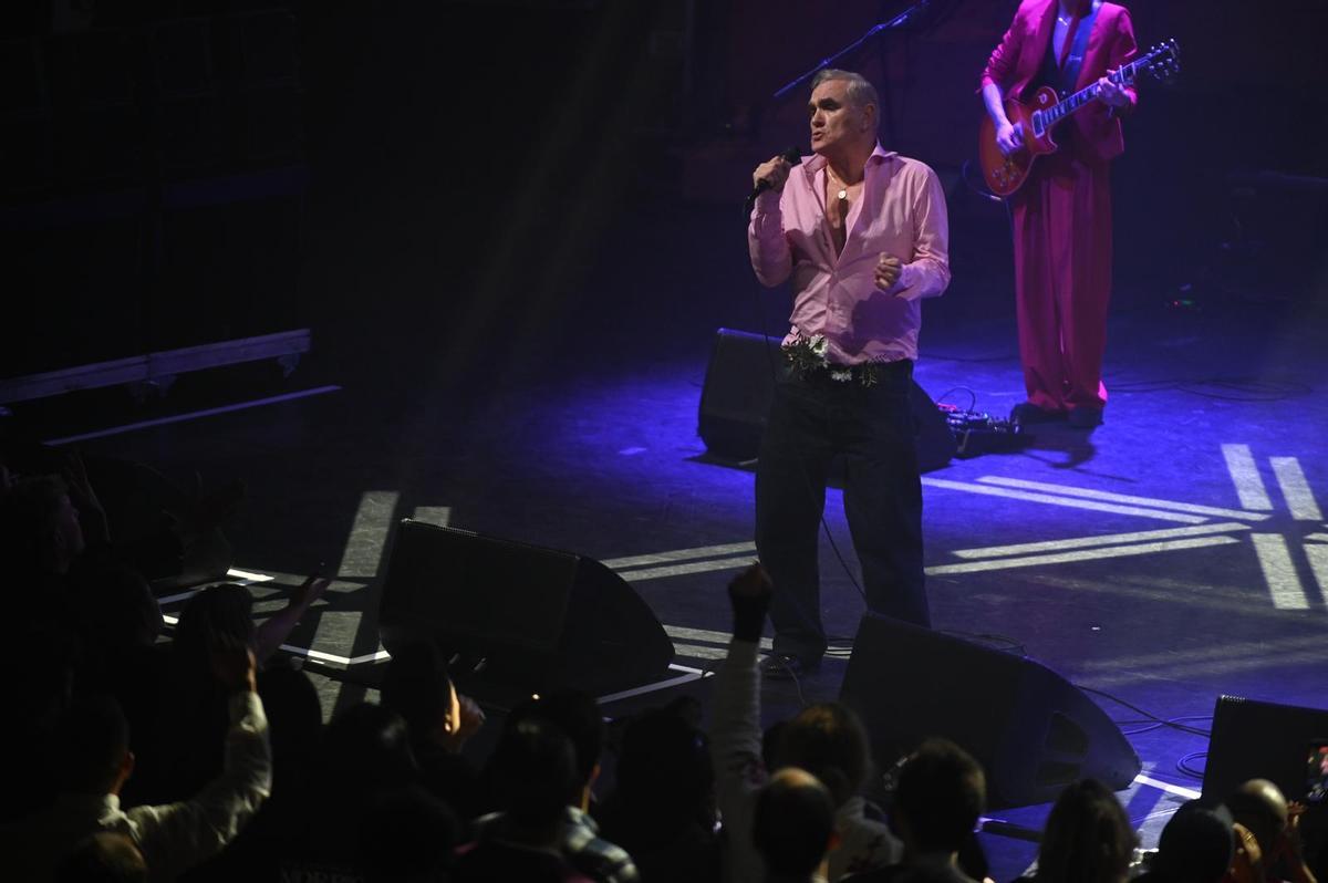 EN IMÁGENES | Concierto de Morrissey en la sala Mozart del Auditorio de Zaragoza
