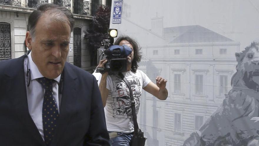 Tebas confiesa ser del Real Madrid