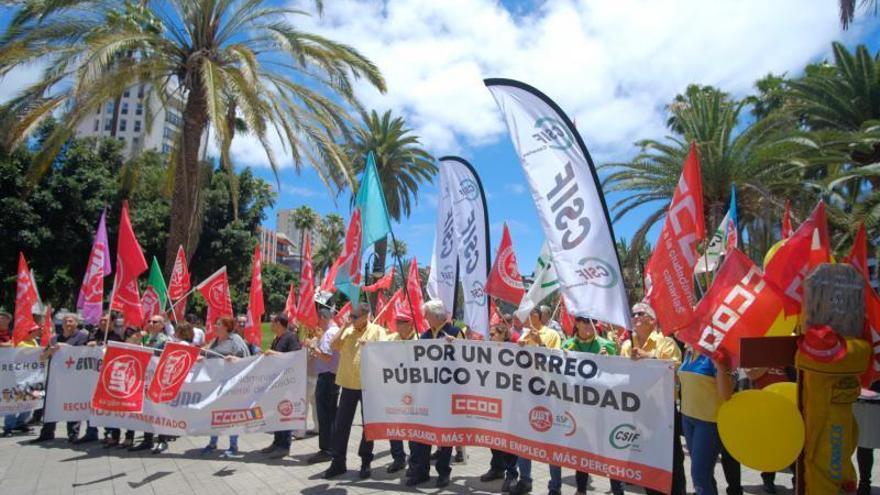 Imagen de huelga de trabajadores de Correos