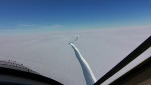 Un iceberg de la mida de l’àrea metropolitana de Londres es desprèn a l’Antàrtida