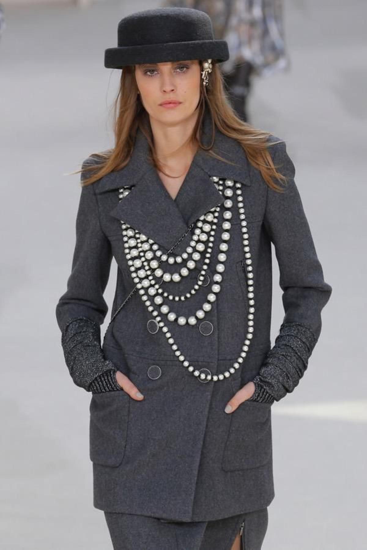 Chanel 'Prêt-à-porter' al detalle, collares.