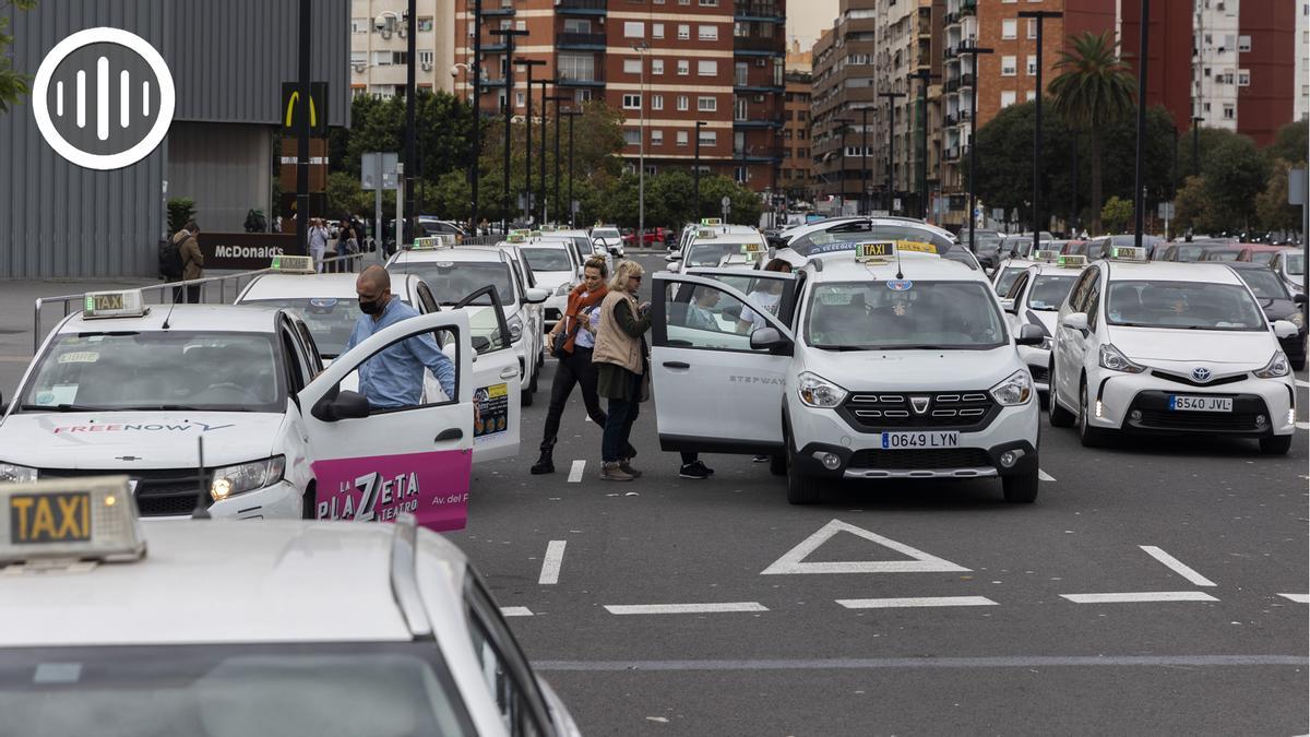 Una parada de taxis de València