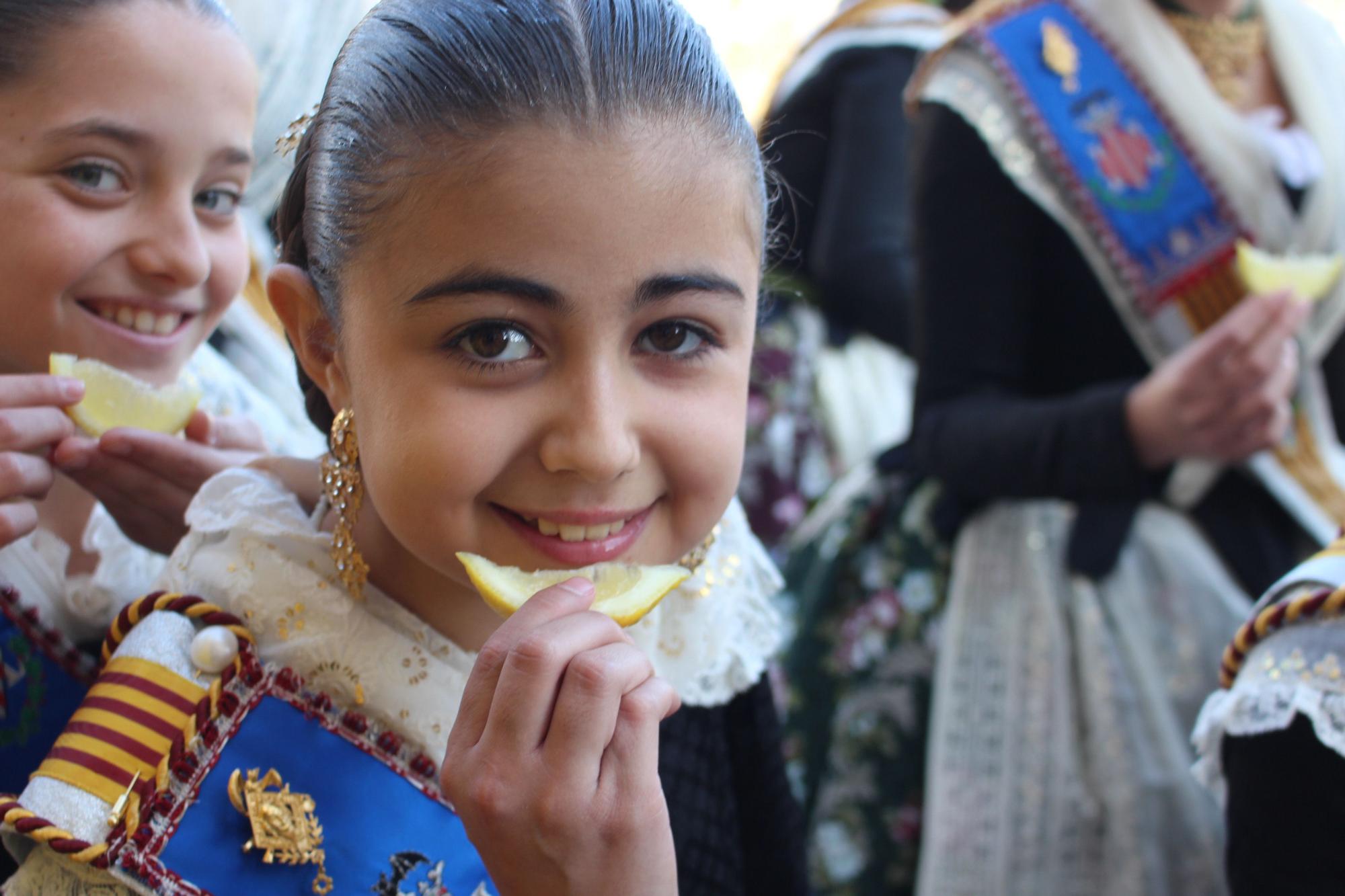 Cuando las "Fallas Limoneras" subieron al balcón de la "mascletà"