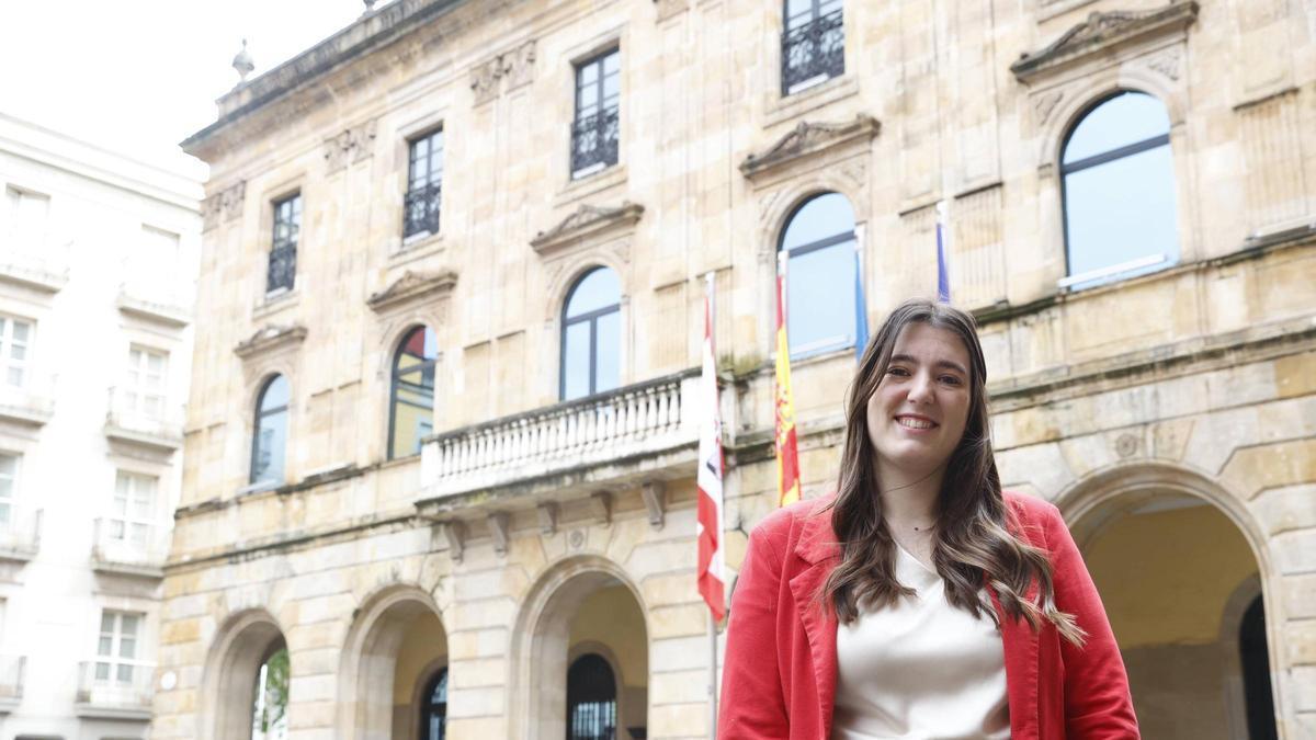 Olaya Súarez, en el Ayuntamiento de Gijón