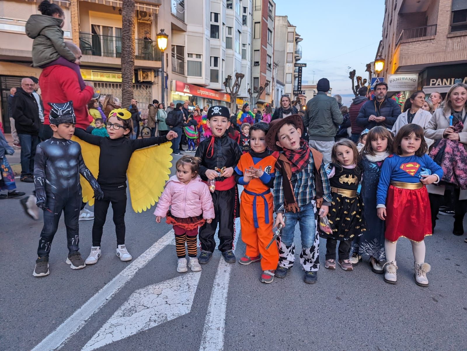 Las mejores fotos del desfile de disfraces del Carnaval de Benicàssim