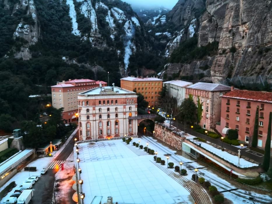 La neu empolsina tímidament la Catalunya Central