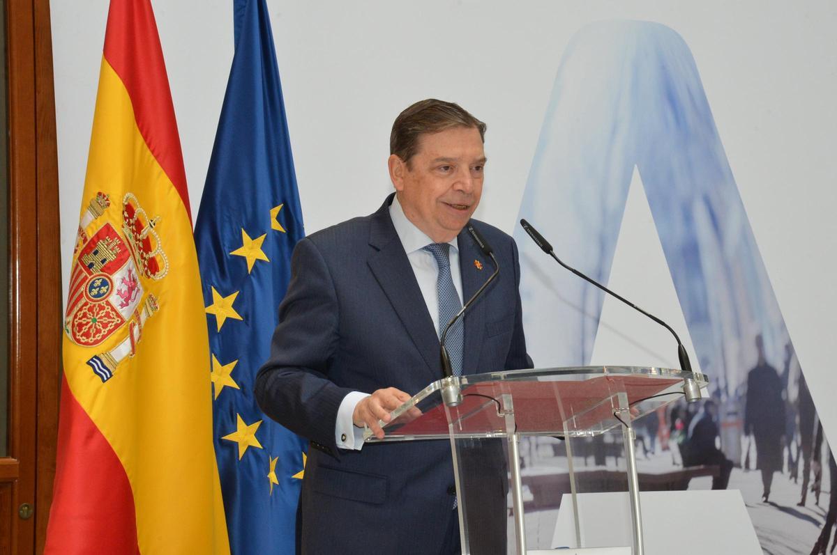 Luis Planas