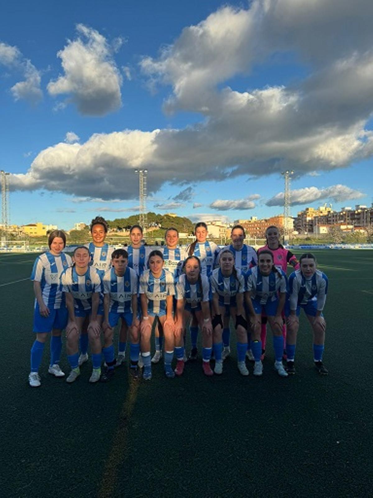 El equipo gandiense en el campod el CF At. Jonense