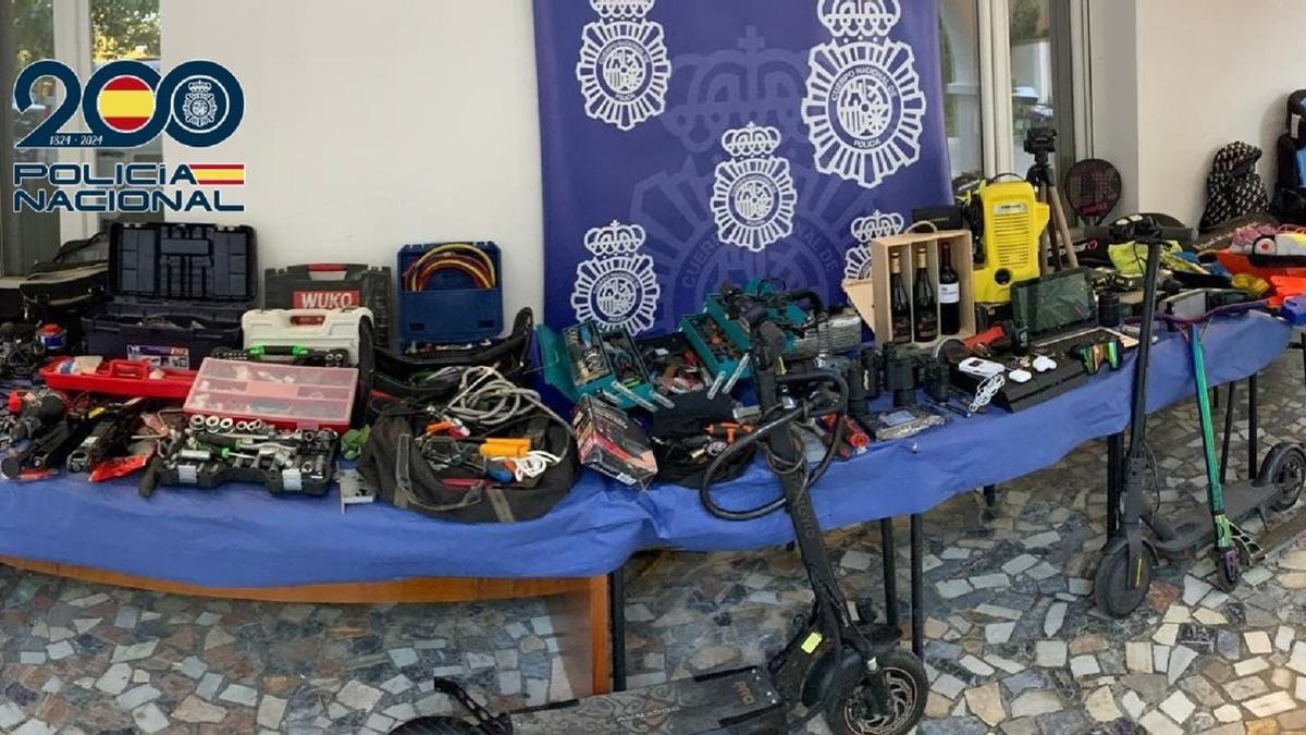 Efectos recuperados por la Policía Nacional.