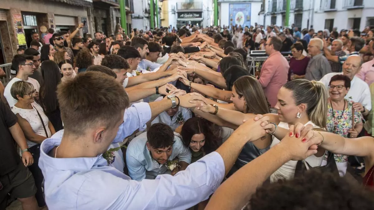 La Enramá, una cita que enamora  a los mozos jurdanos