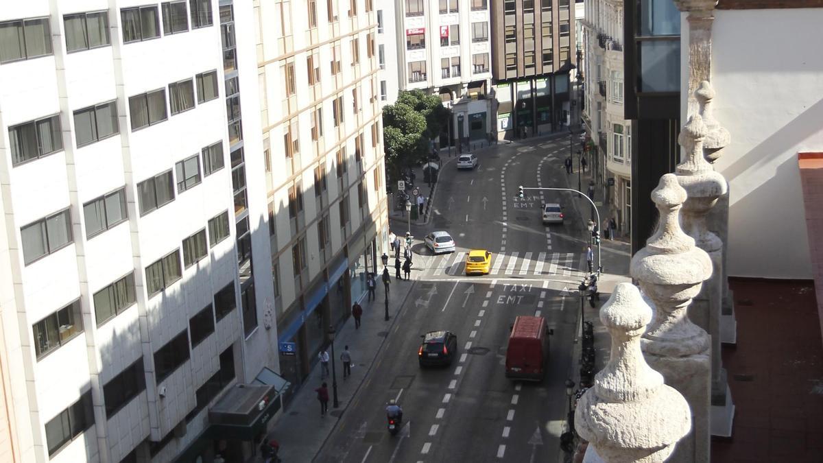 Esperanza Obrera ocupa en València un edificio de oficinas: vista de la calle Pintor Sorolla, donde se encuentra el inmueble.