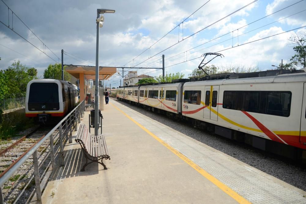 Se incendia un tren en la estación de Binissalem