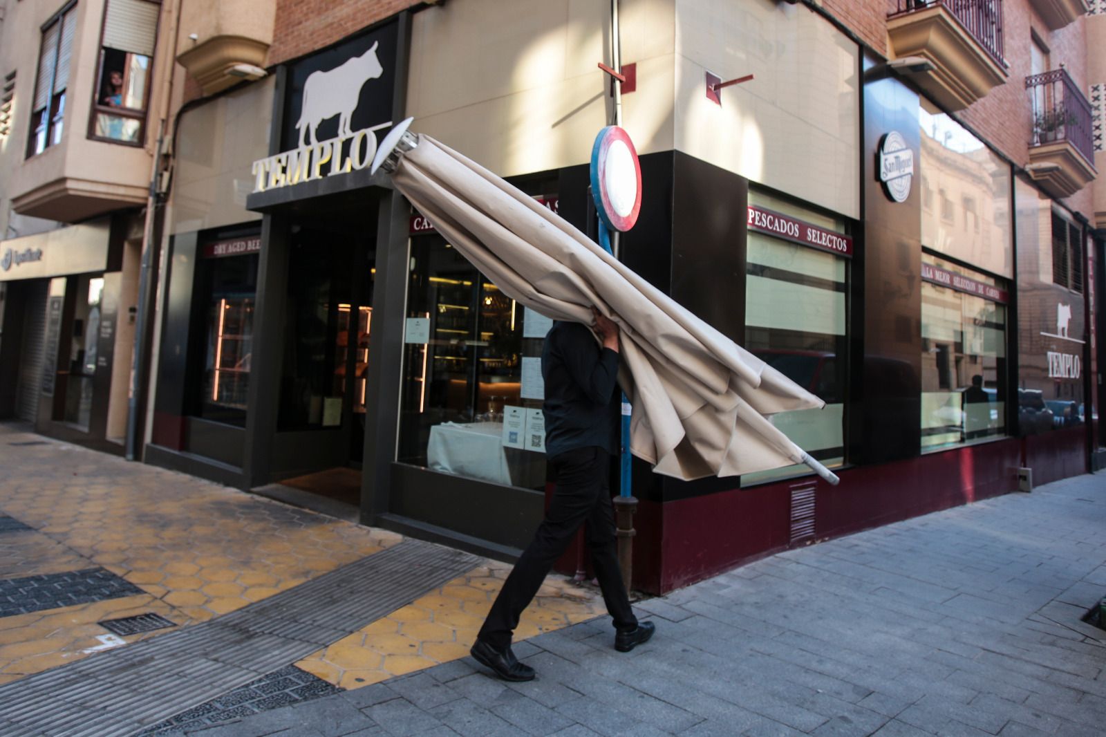 El cierre de la hostelería y las nuevas restricciones abocan al ERTE a 40.000 empleados en Alicante