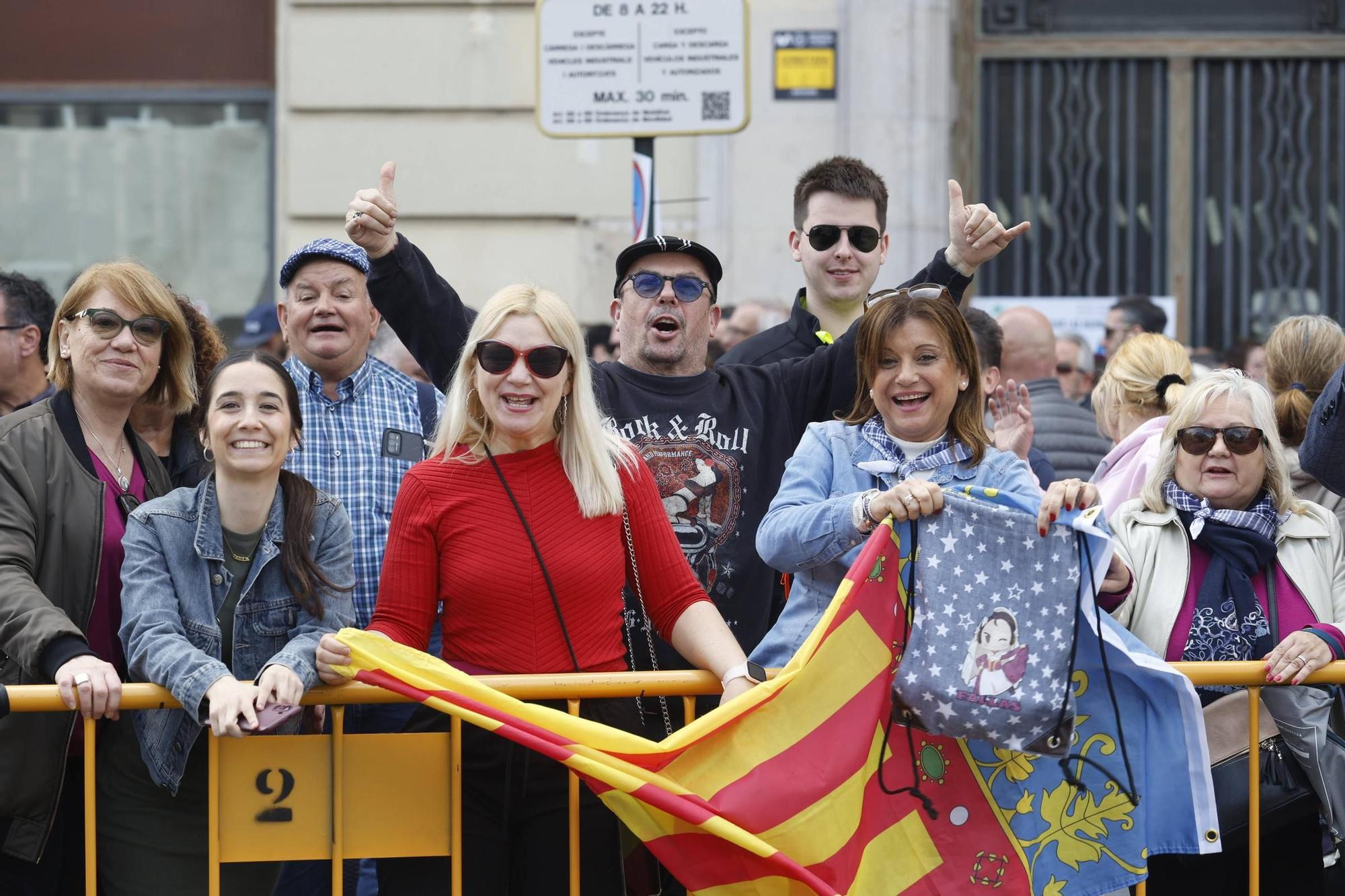 Búscate en la mascletà del 18 de marzo