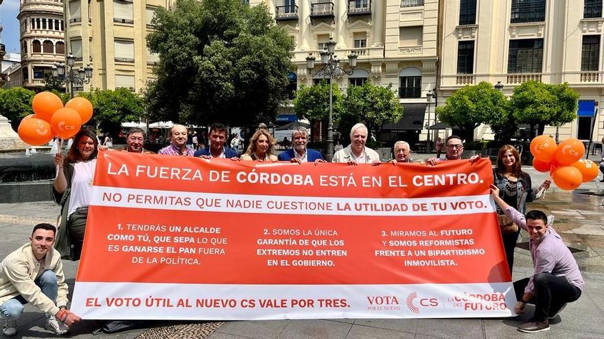 Cierre de campaña de Ciudadanos en la Plaza de las Tendillas.