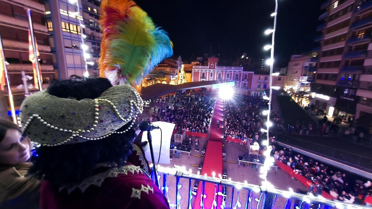 Fotogalería I Las imágenes de la Cavalcada de Reis de Vila-real Fotogalería I Las imágenes de la Cavalcada de Reis de Vila-real