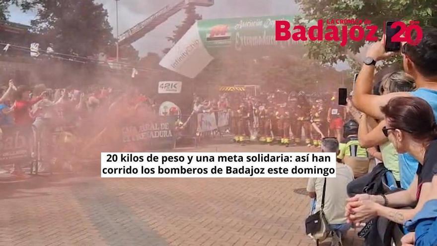 Vídeo | Carrera solidaria de los bomberos de Badajoz