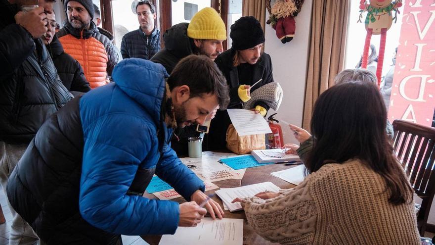 Las imágenes de la jornada de inscripción para el concurso del arroz de matanzas en Sant Antoni