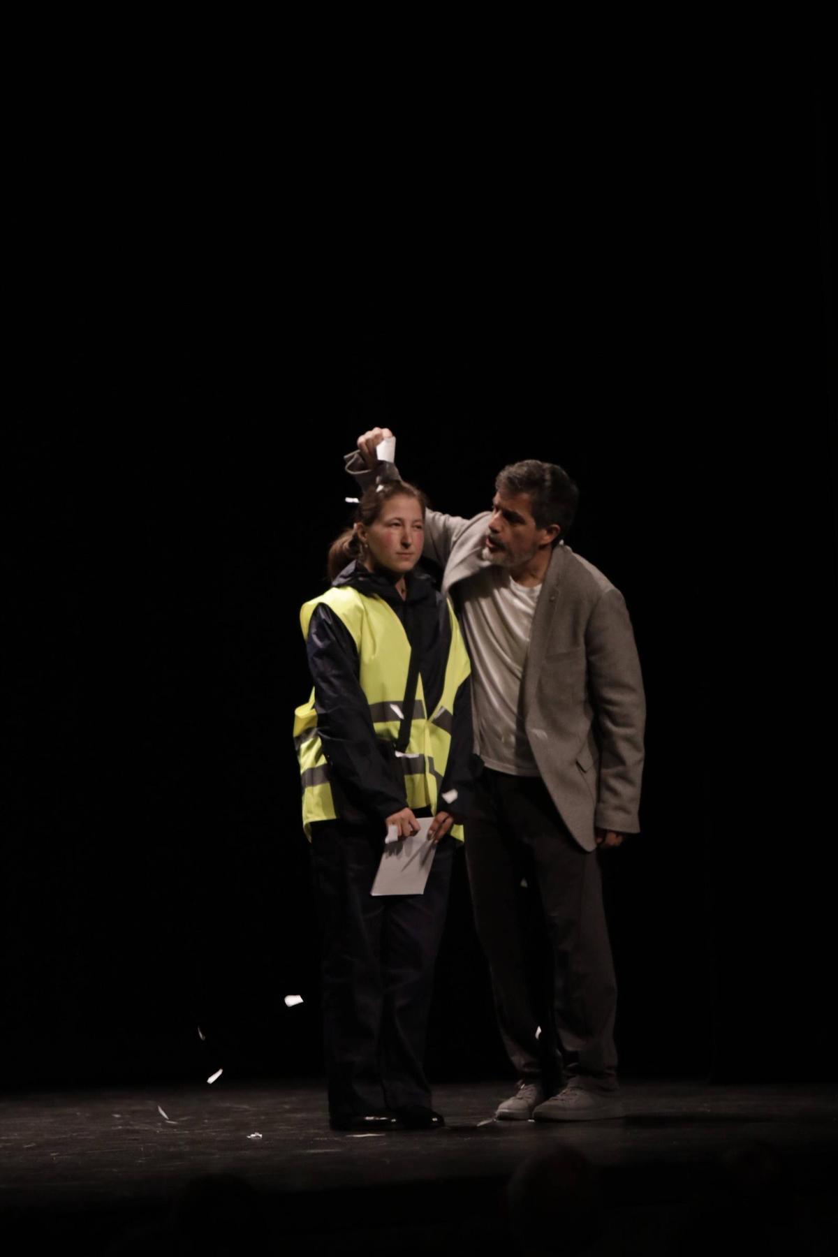 Así fue el emocionante estreno de "Campeones" en el teatro Filarmónica de Oviedo