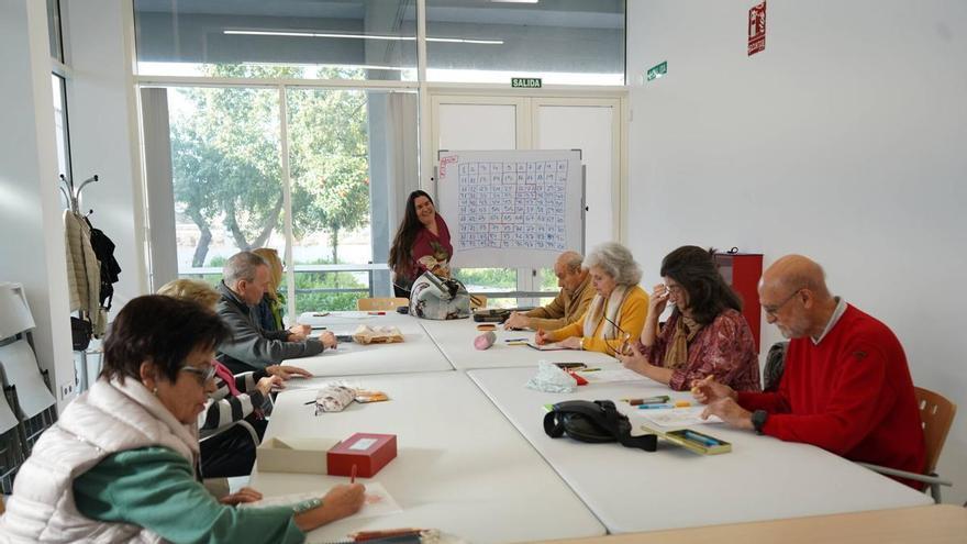 El centro cívico del Alcázar de Córdoba revitaliza el barrio tras la transformación del antiguo mercado