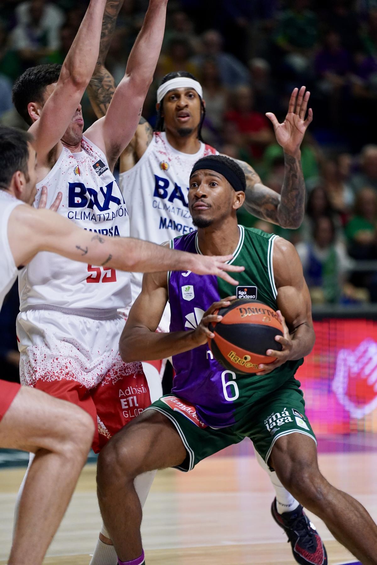 Primer partido de los play off finales de la Liga Endesa 2023 / 2024 entre el Unicaja y el Baxi Manresa