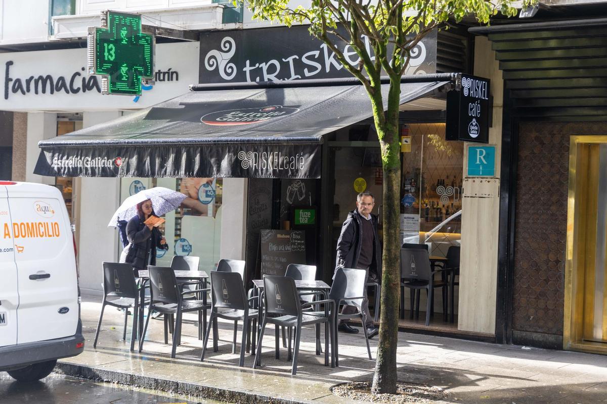 El exterior del Triskel Café, el bar de Santiago que triunfa con sus menús del día para estudiantes.