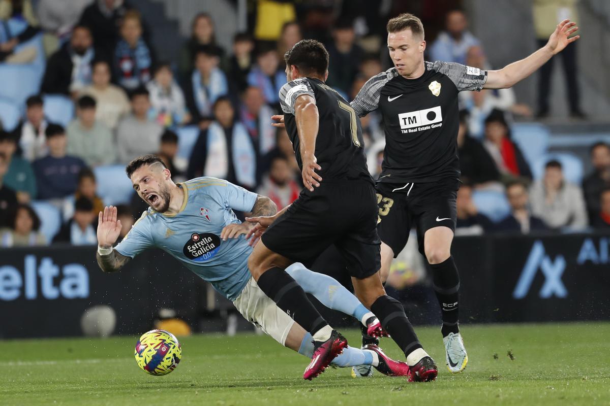 Magallán y Clerc en el Celta - Elche CF de ayer