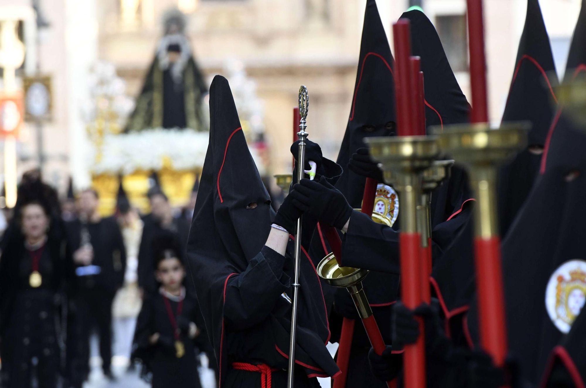 Procesión de la Soledad del Calvario en la Semana Santa de Murcia 2025.