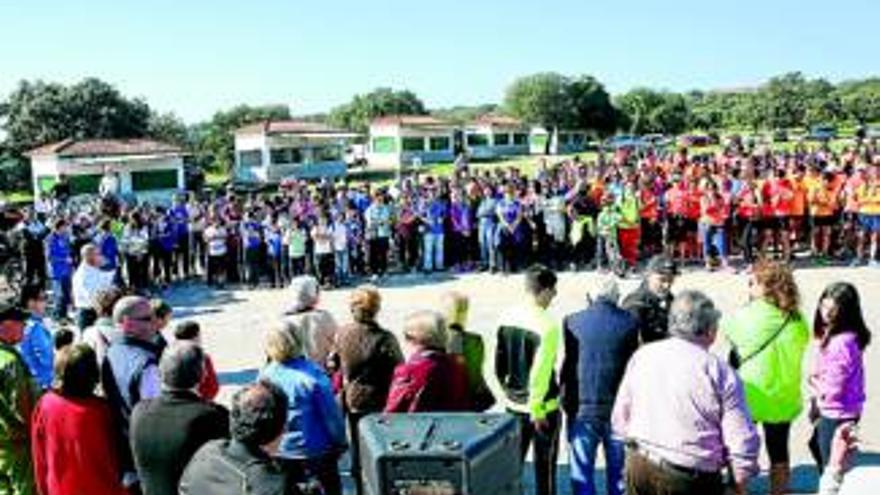 &quot;todos los caminos conducen a la  virgen de luna&quot;