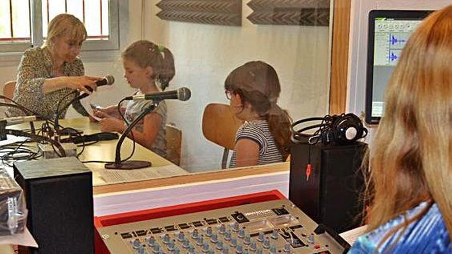 La radio en el CEIP Ramón Llull.
