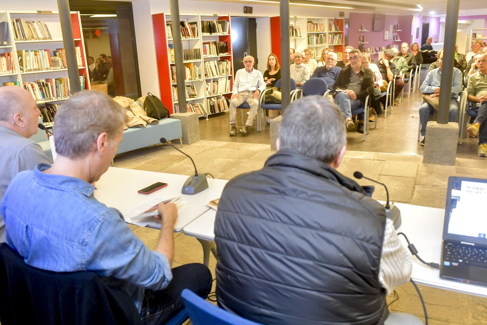 Presentación de la antología 'Poemas de andar y ver', de Ventura Doreste