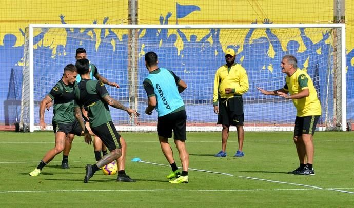 20/11/2018 EL HORNILLO, TELDE. Entrenamiento de ...