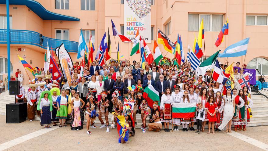 Más de 3.000 personas se dan cita en la celebración del XVI Día Internacional de l’Alfàs