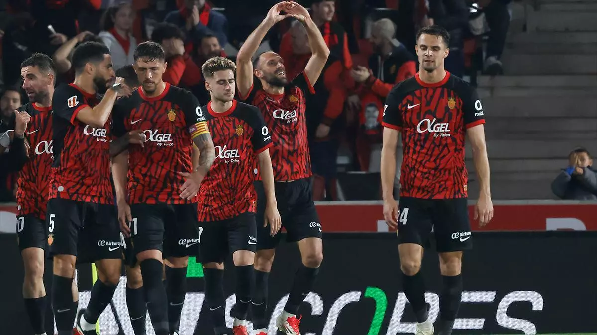 El Mallorca coge aire a costa de un Las Palmas cuesta abajo