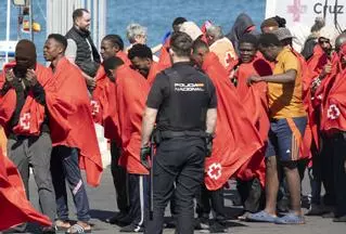 Rescate de 77 personas en aguas de Lanzarote el domingo 14 de junio de 2026