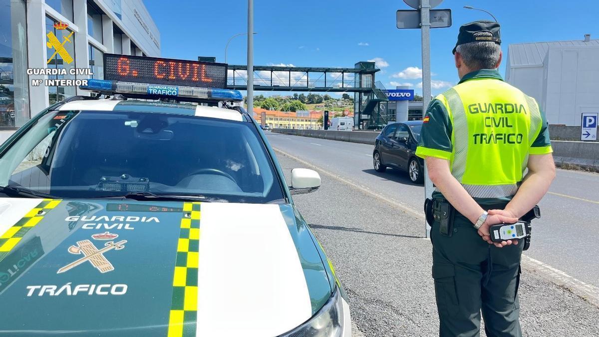 Guardia Civil en un control de alcoholemia