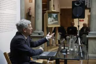 La Casa Natal de Jovellanos de Gijón incorpora a su exposición el lienzo "Domingo en Somió", de Martínez Abades: en imágenes