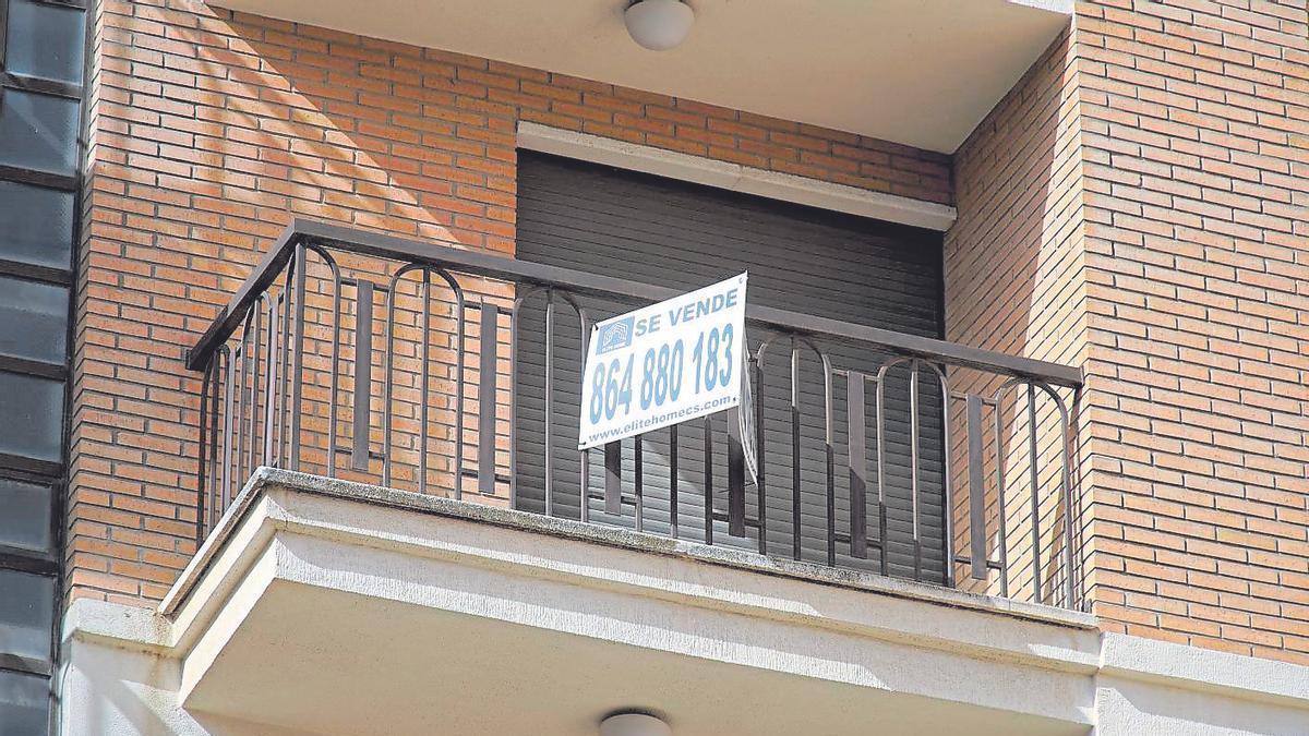 Cuatro de cada diez viviendas en Castellón no tiene uso habitual ni están alquiladas.
