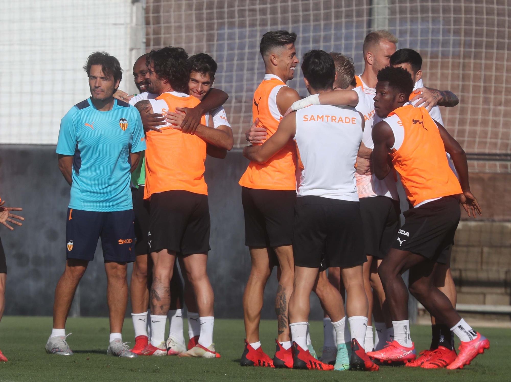 Entrenamiento del Valencia previo al partido frente al Sevilla